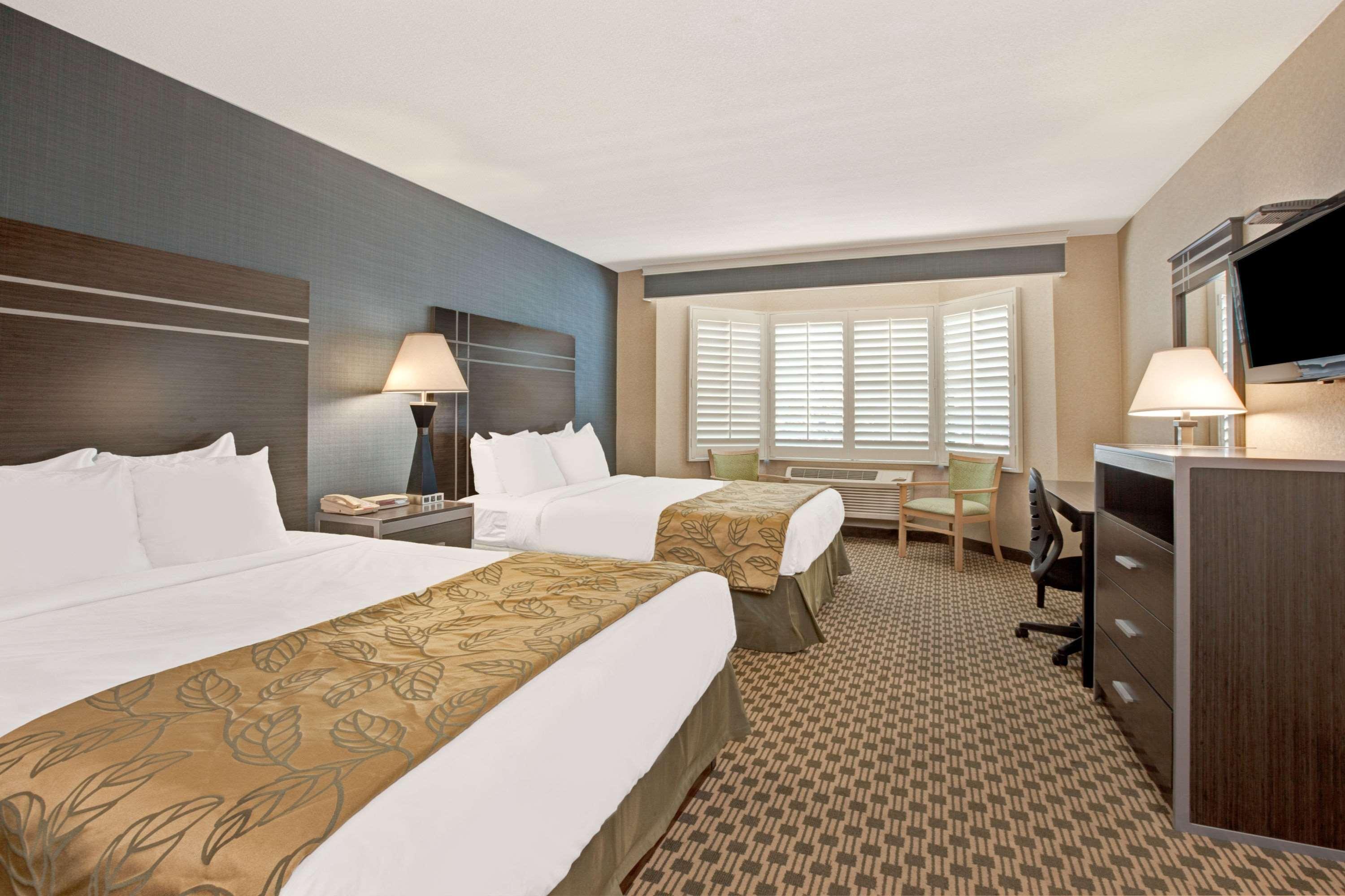 Hotel Aluxor Sfo, Sapphire Boutique Collection 圣布鲁诺 外观 照片
