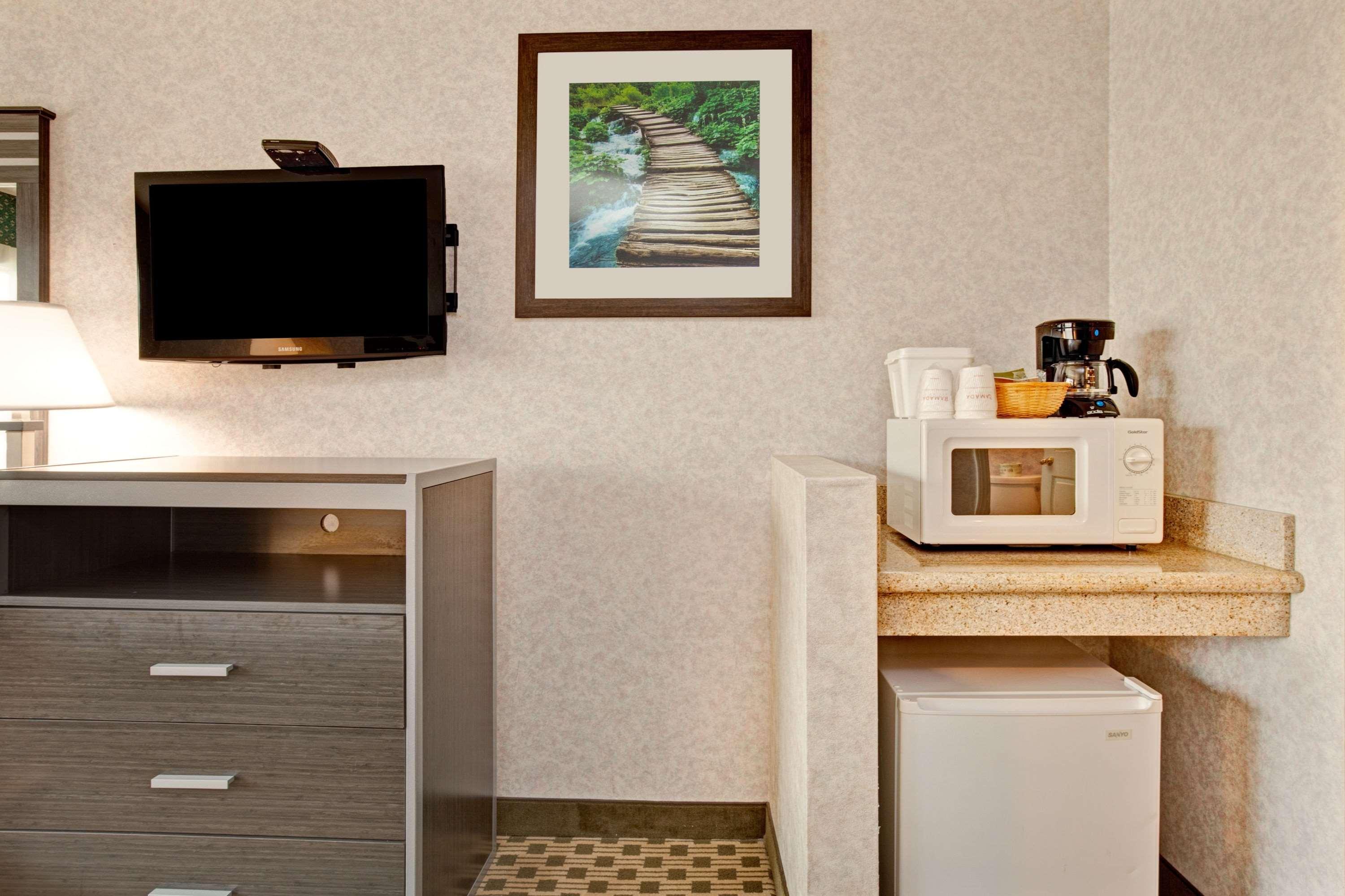 Hotel Aluxor Sfo, Sapphire Boutique Collection 圣布鲁诺 外观 照片