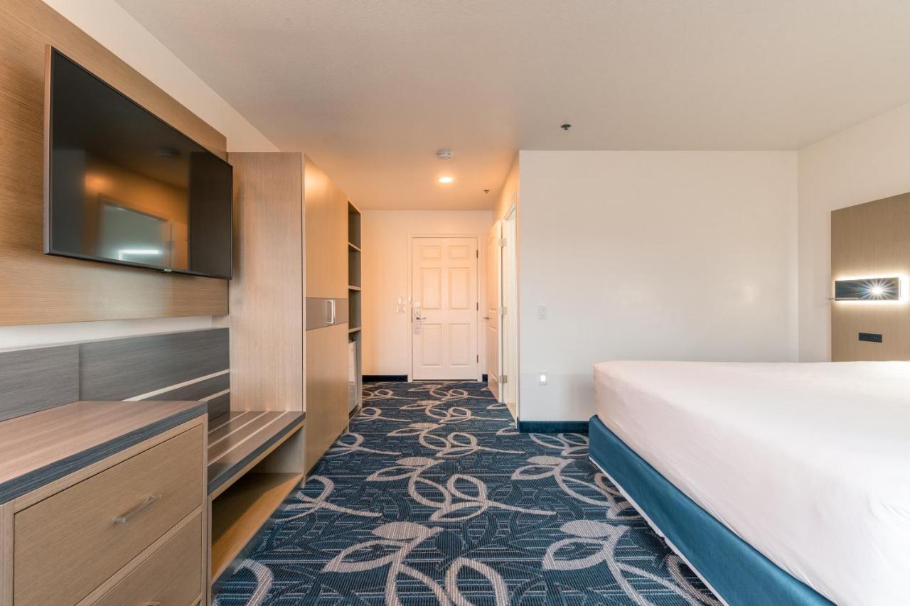 Hotel Aluxor Sfo, Sapphire Boutique Collection 圣布鲁诺 外观 照片