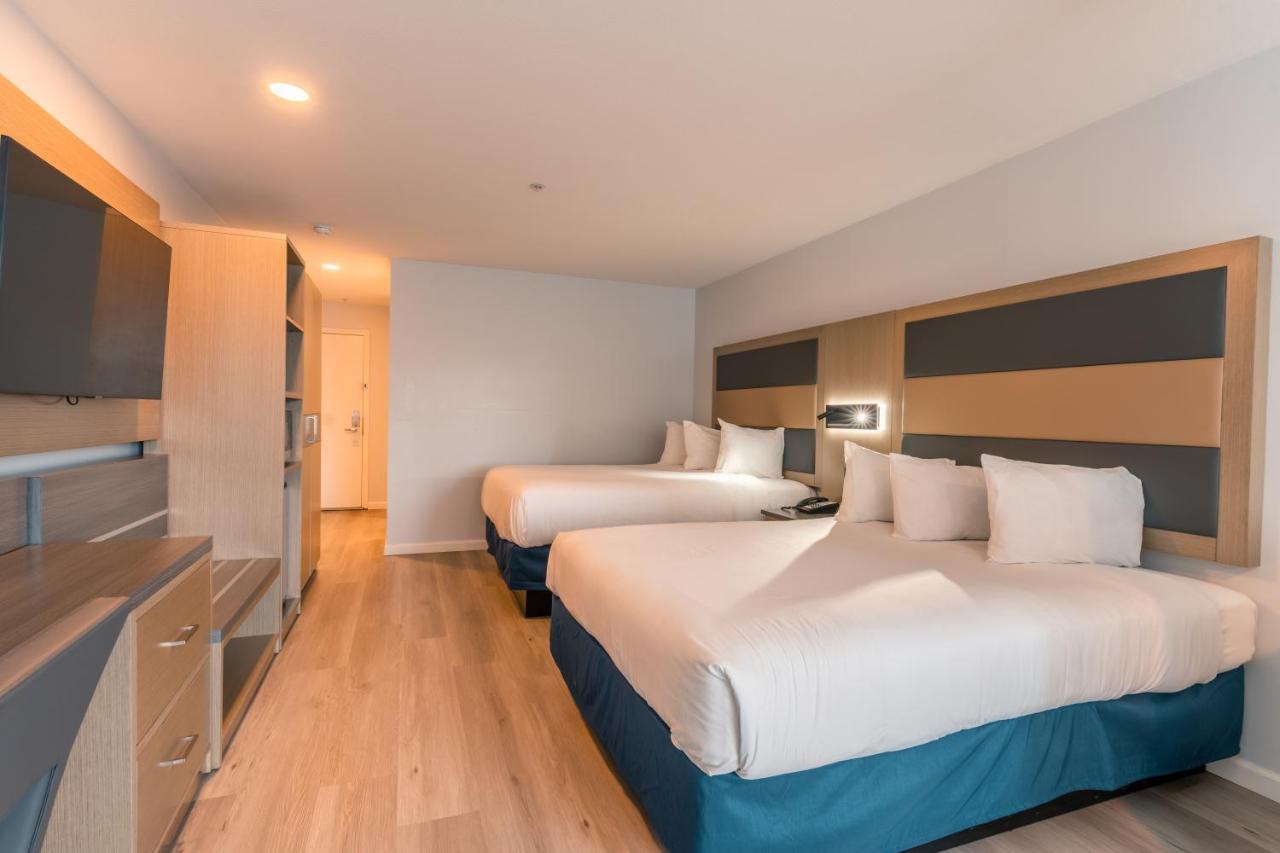 Hotel Aluxor Sfo, Sapphire Boutique Collection 圣布鲁诺 外观 照片